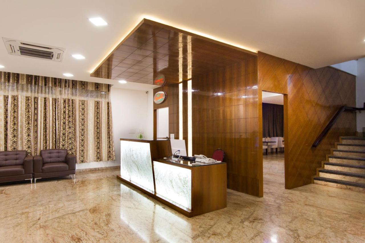Crystal Inn Chikmagalur Bagian luar foto