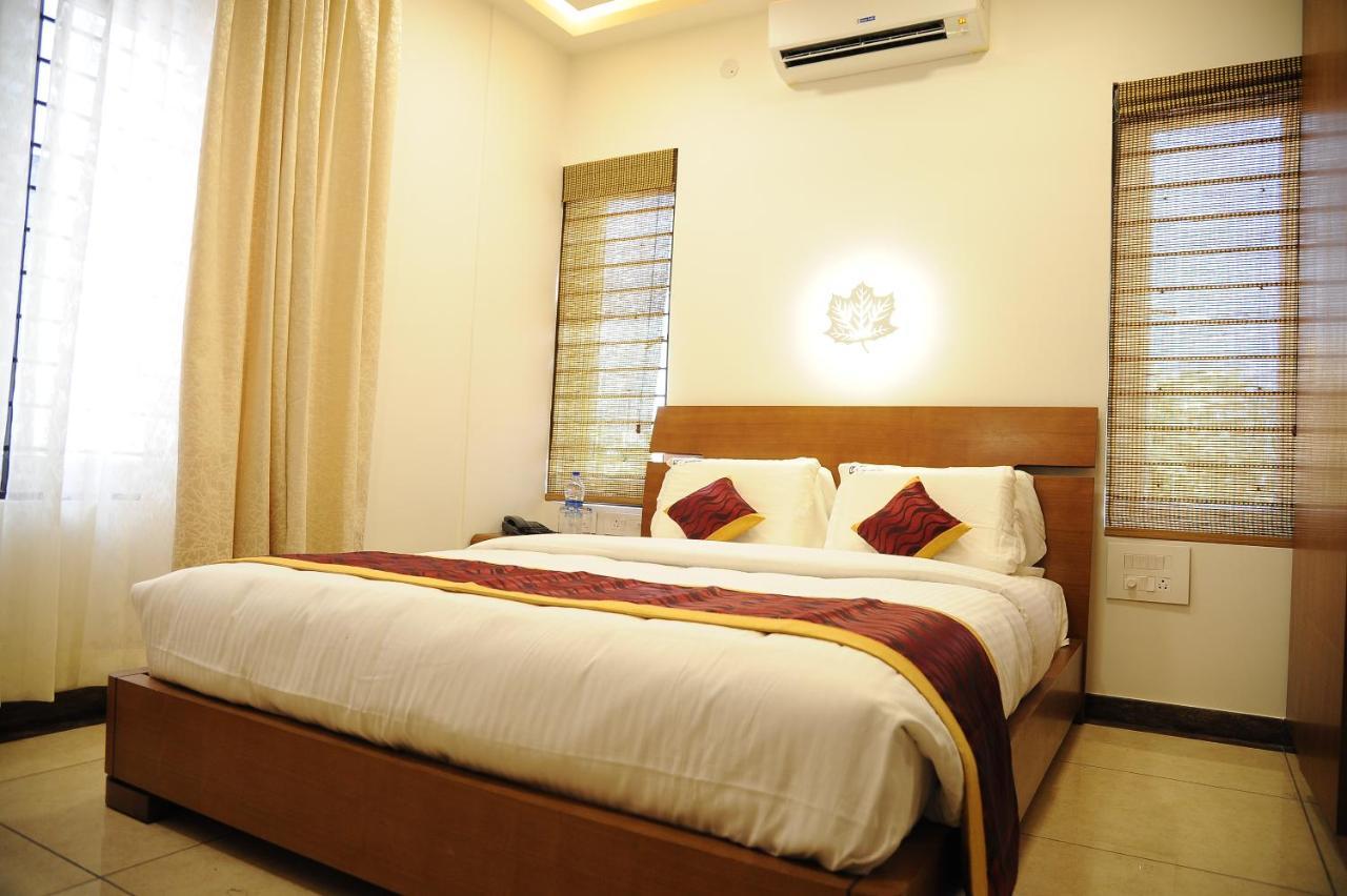 Crystal Inn Chikmagalur Bagian luar foto
