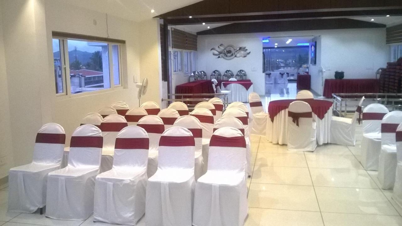 Crystal Inn Chikmagalur Bagian luar foto